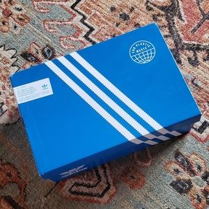 Adidas shoe box